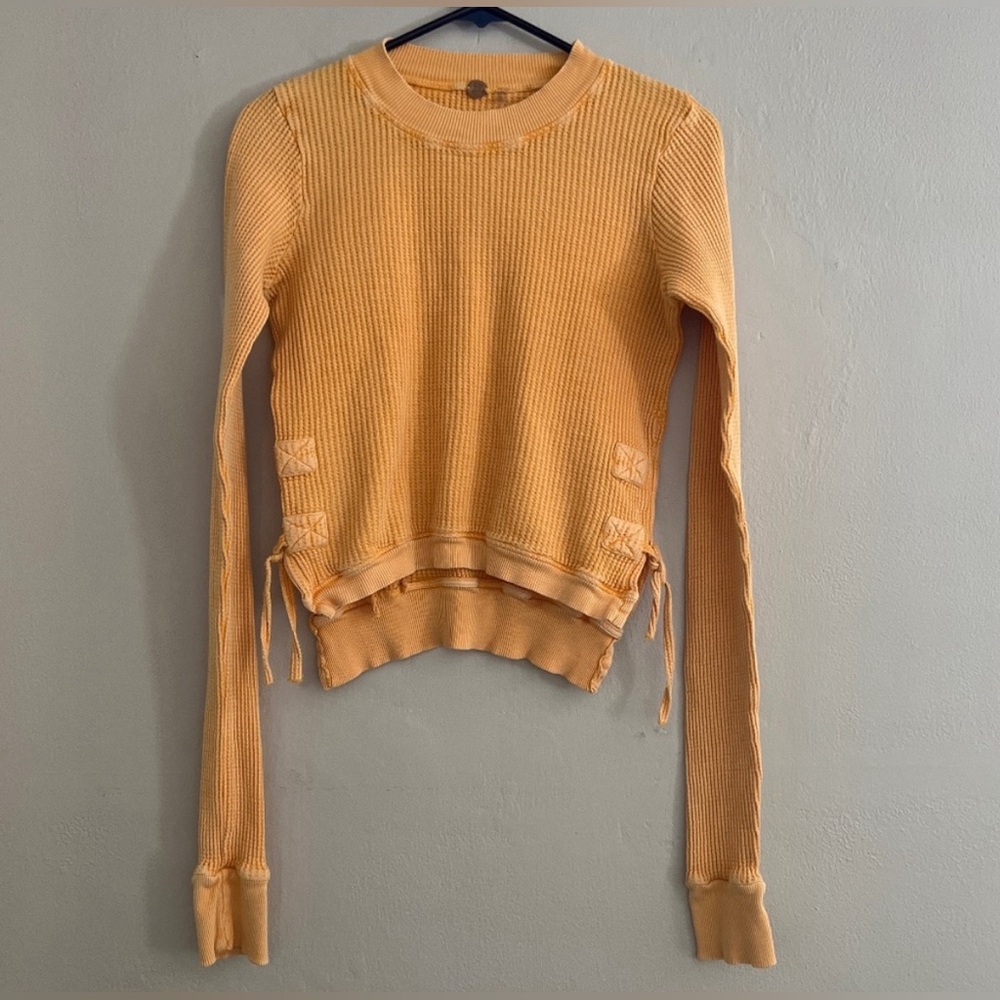 FREE PEOPLE XS long sleeve top! Color orange